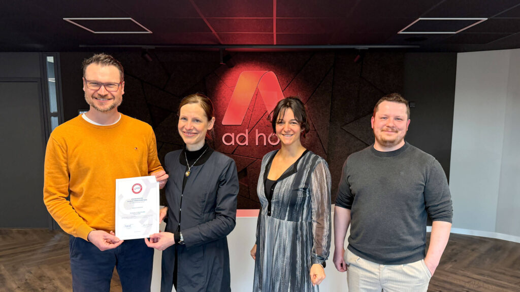 Thomas Landes, Prof. Daniela Nickel, Julia Huber und Marcus Veit (v.l.n.r.)